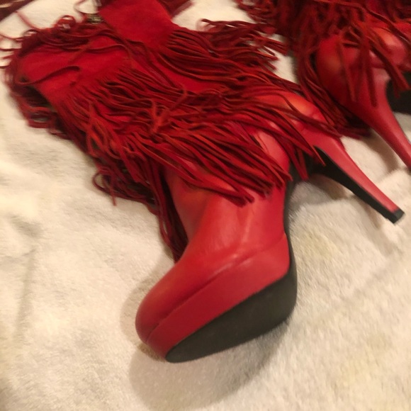 Red suide and leather fringed boot. - Picture 4 of 6
